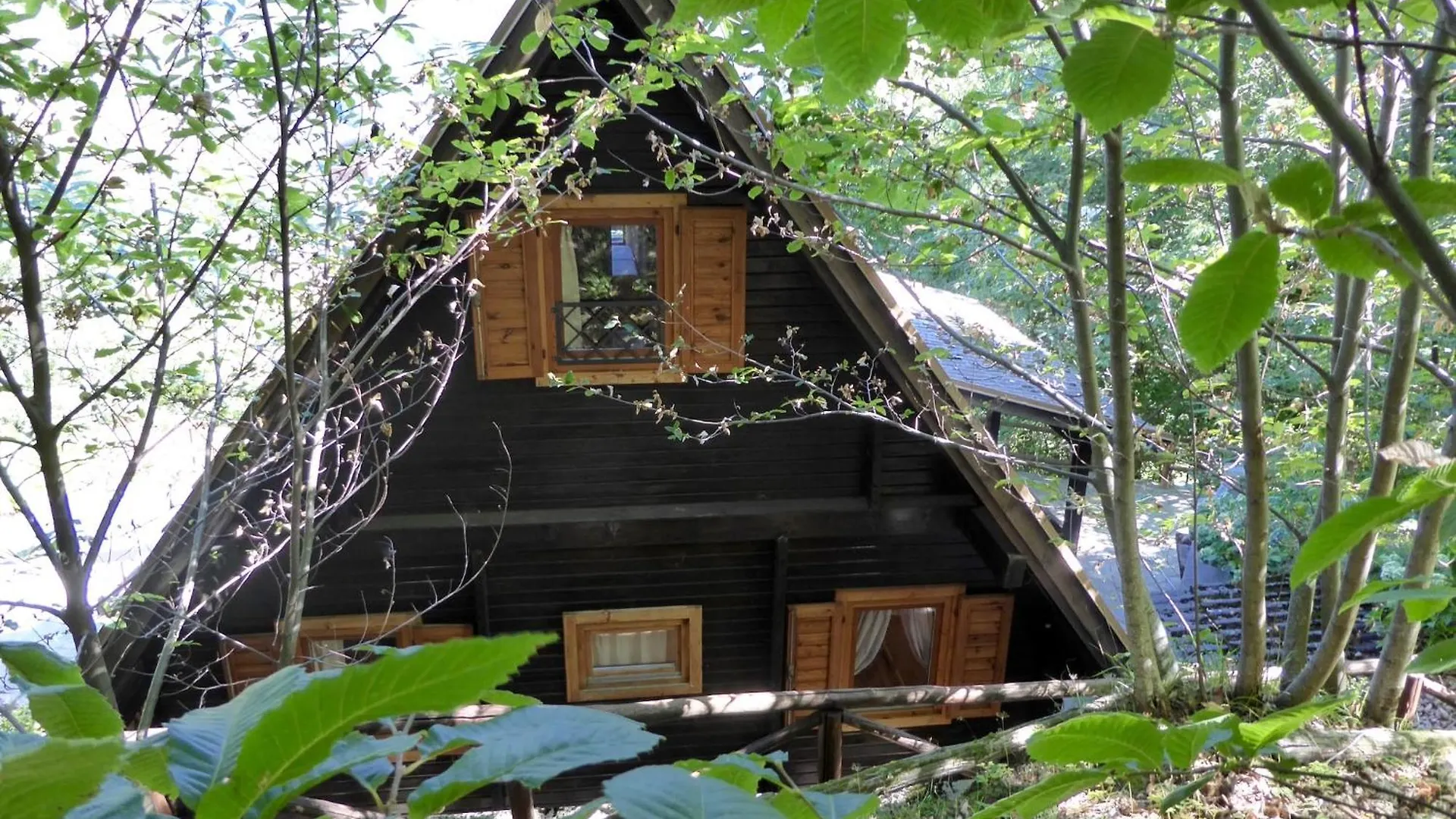 Spacious Chalet In Cutigliano With Swimming Pool Ιταλία