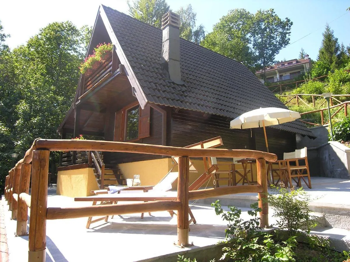 Spacious Chalet In Cutigliano With Swimming Pool