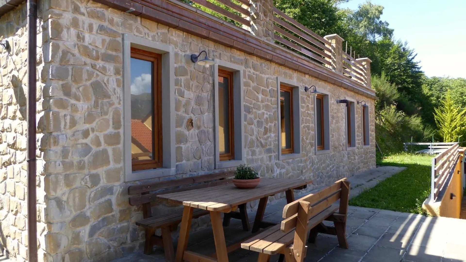 Spacious Chalet In Cutigliano With Swimming Pool Italy